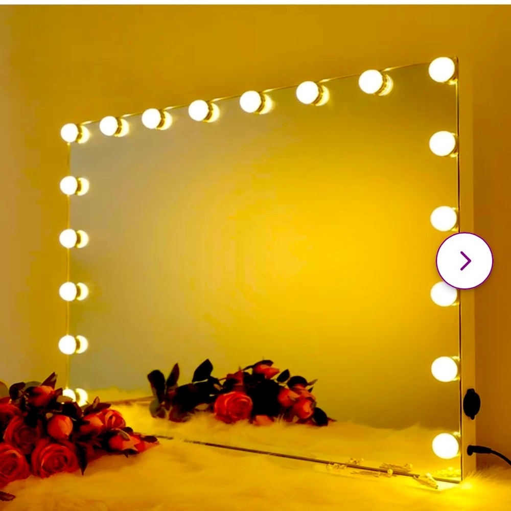 Vanity mirror